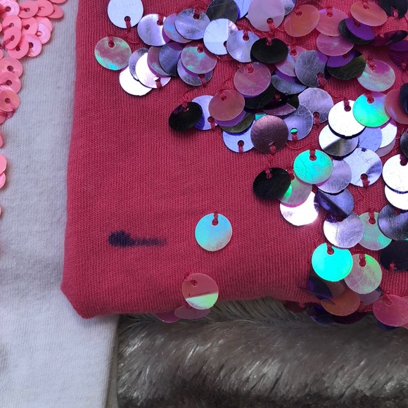 2 long sleeve shirts - Picture 2 of 2